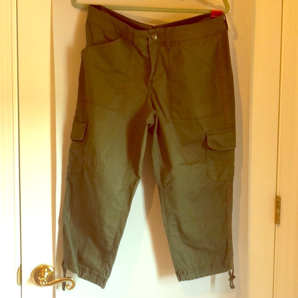 Army green Capri pants